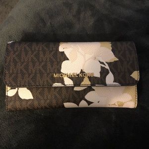 Michael Kors wallet